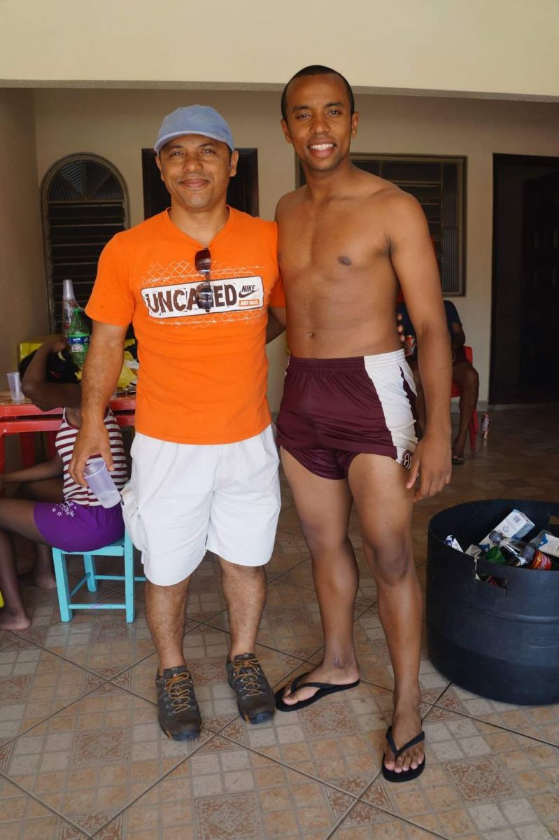 Pai e irmão de Guilherme, zagueiro do Mirassol na Copinha 2022