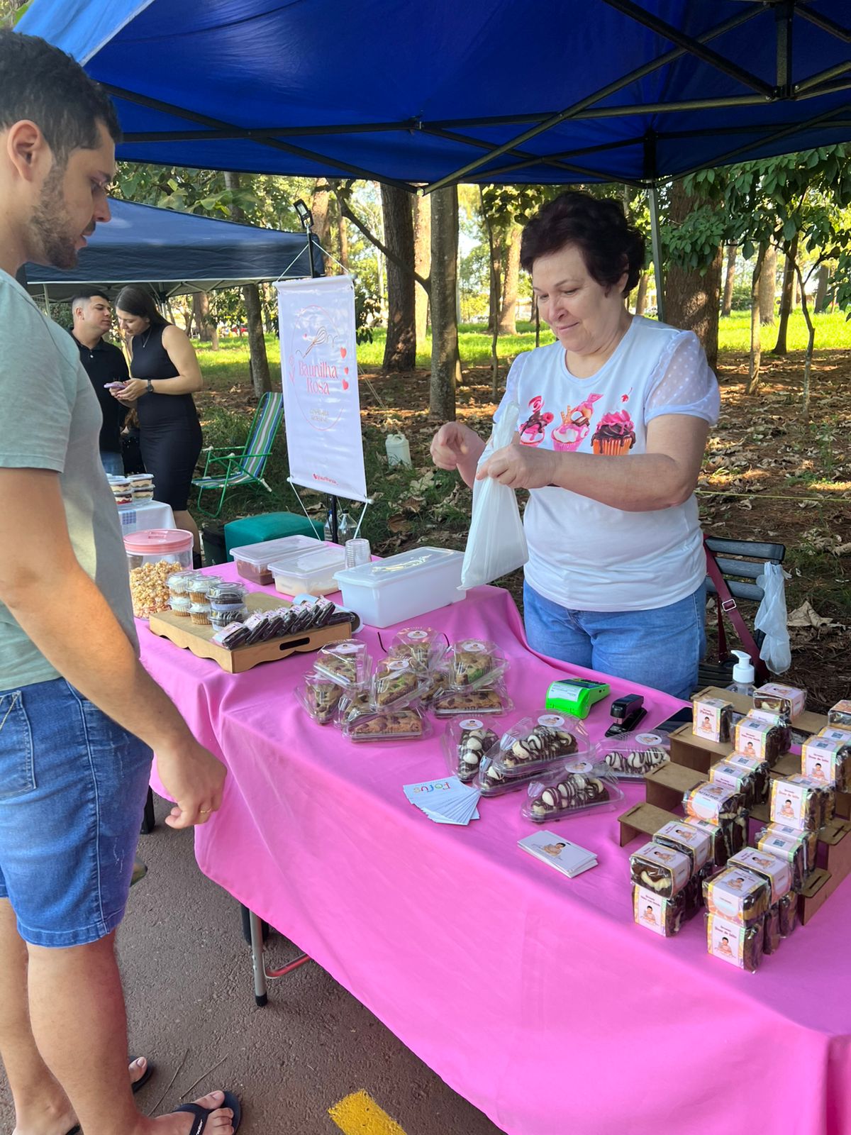 Feira do Parque Botânico volta com artesanato e música no domingo✅