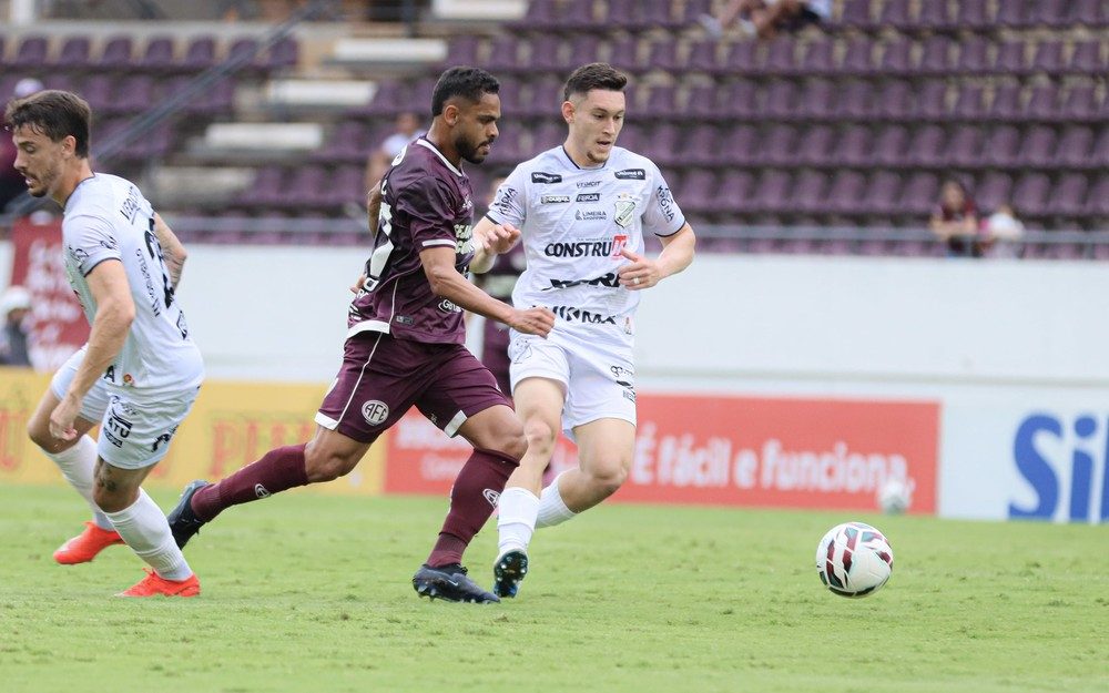 Ferroviária X Inter tem jogo suspenso por paralisação em Santa Catarina