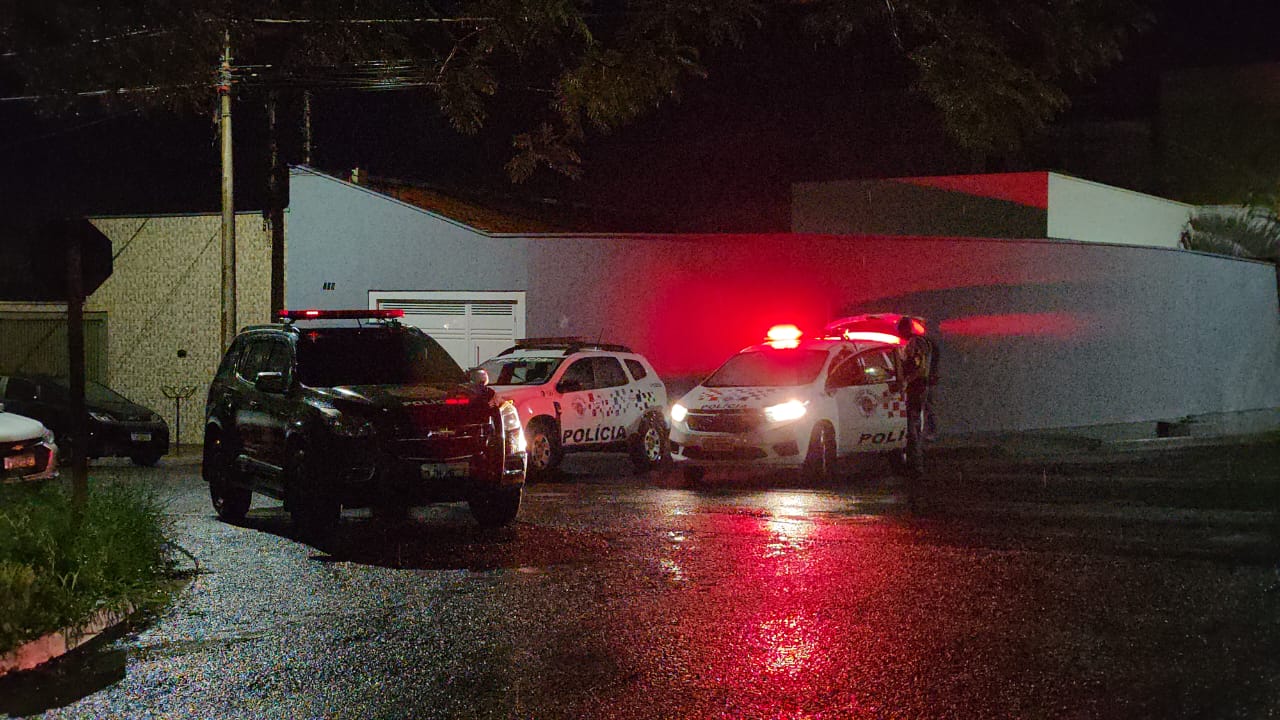 Homem é morto a tiros na porta de casa no Jardim Boa Vista em Araraquara
