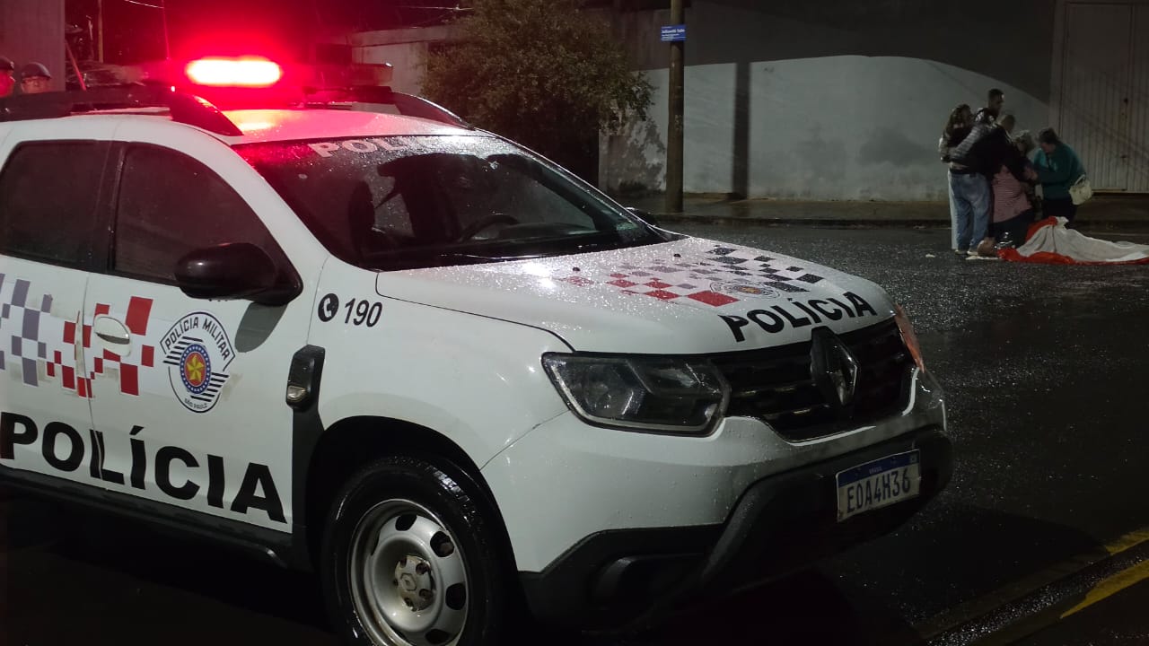 Homem é morto a tiros na porta de casa no Jardim Boa Vista em Araraquara