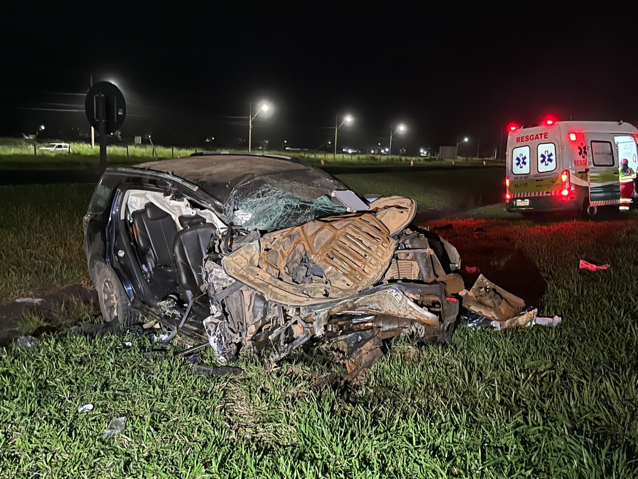 Idoso morre e duas mulheres ficam feridas após colisão na SP-310 em Araraquara