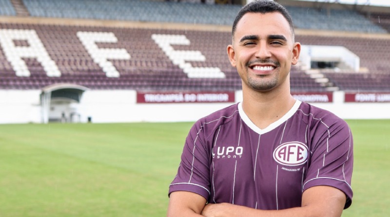 Ferroviária anuncia Guilherme Nunes como novo reforço