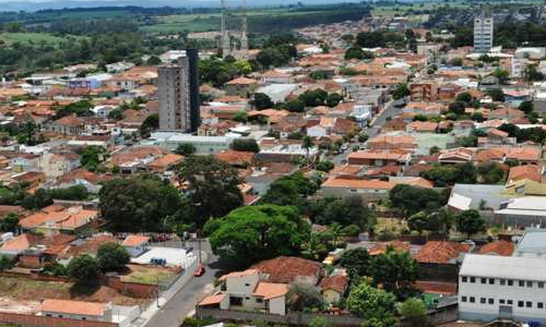 Prefeito e vereadores terão aumento de salários em cidade da região