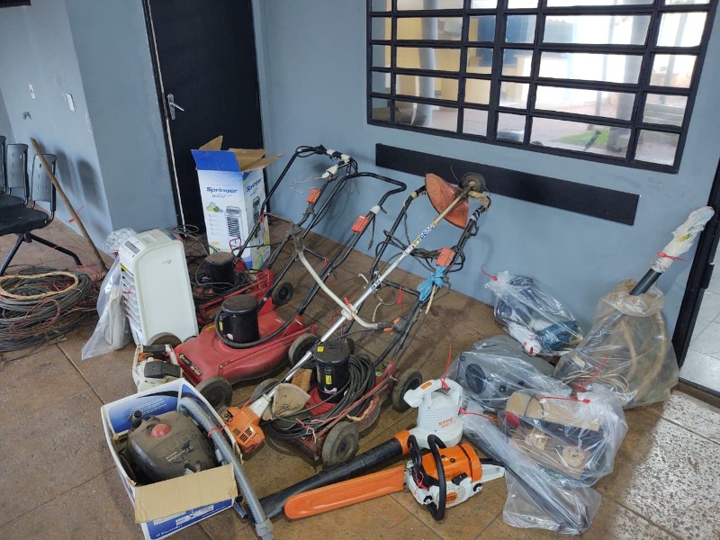 Polícia Militar apreende maquinários, equipamentos e diversas ferramentas de trabalho em Araraquara