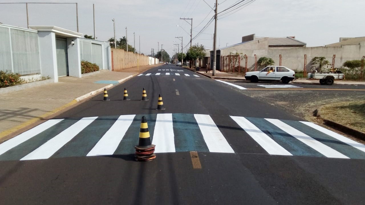 Mobilidade Urbana reforça sinalização na principal via do Del Rei