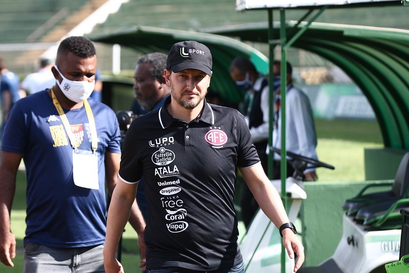 Elano vai deixar a Ferroviária após o fim do Troféu do Interior