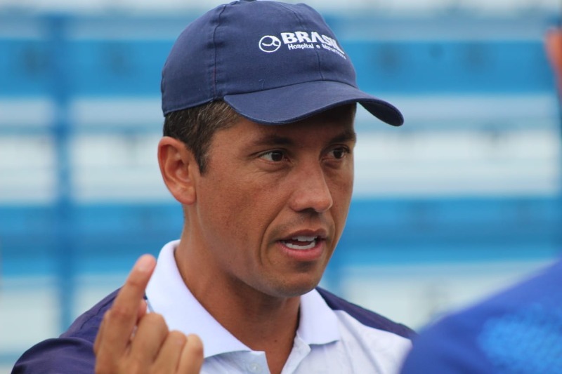 Ferroviária deve anunciar Thiago Carpini como novo treinador