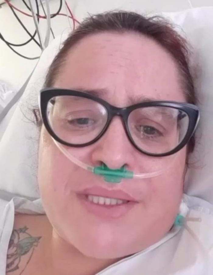 Em vídeo, mulher que enfrentou o coronavírus fala dos dias que passou na UTI