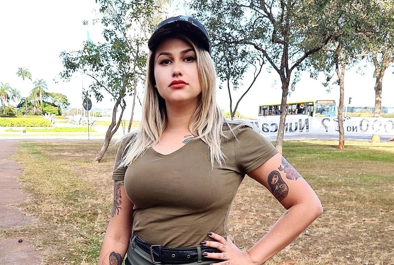Bolsonarista Sara Winter é presa pela Polícia Federal