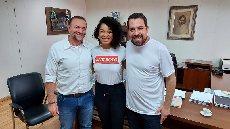 "Araraquara fica muito feliz por estar recebendo Boulos", diz Edinho Silva