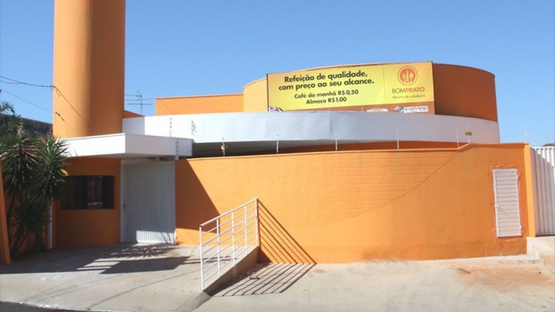 Refeição gratuita para moradores de rua no Bom Prato é prorrogada até o fim do ano