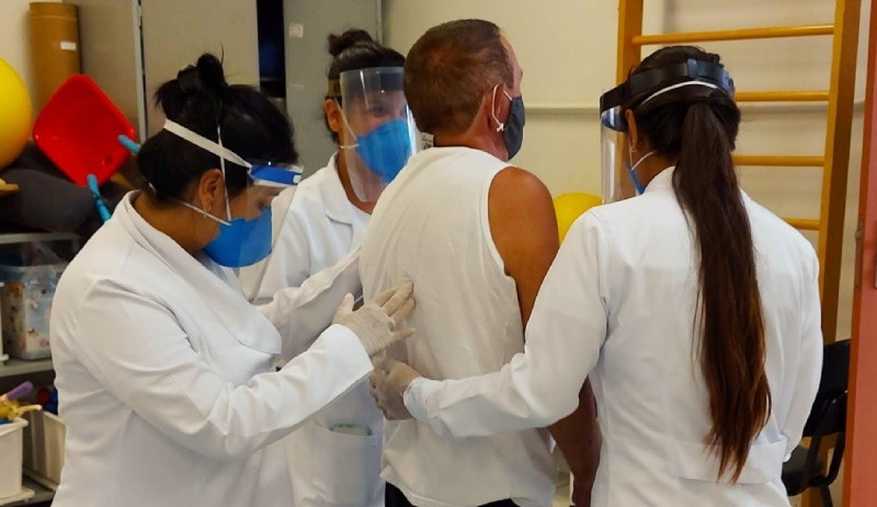 Alunos de fisioterapia atendem gratuitamente pacientes com sequelas de Covid em Araraquara