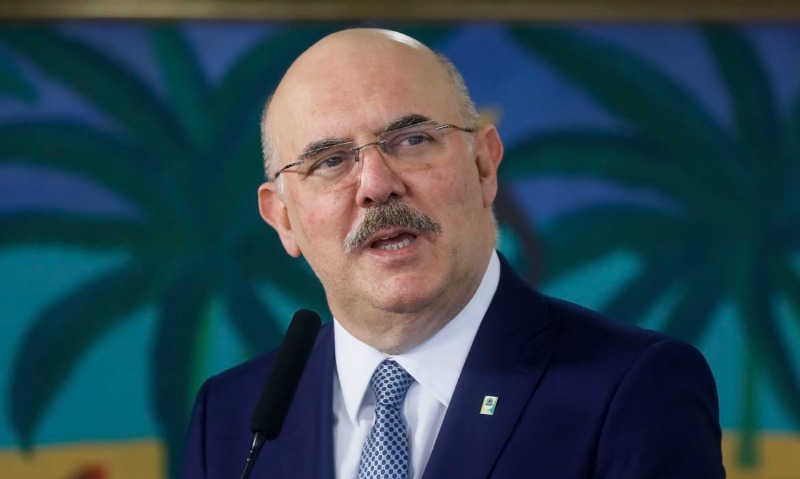 Justiça manda prender ex-ministro da Educação, Milton Ribeiro