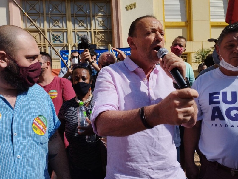 Vereadores votam contas de Edinho Silva; oposição garante ter votos suficientes para desaprovar
