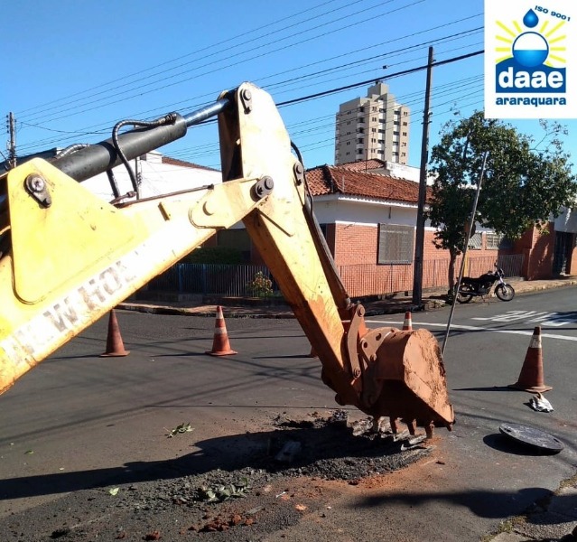 Serviço do Daae interdita trecho de avenidas no centro de Araraquara
