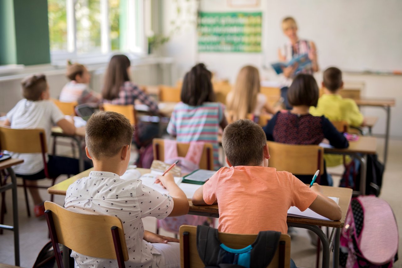 Datafolha: 76% dos brasileiros acham que escolas devem permanecer fechadas