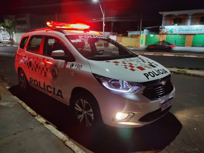 Deu Ruim: Dupla é flagrada furtando fios de cobre em Araraquara
