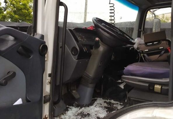 Criminosos armados tentam roubar carregamento de remédios na SP-310; carga avaliada em R$ 700 mil