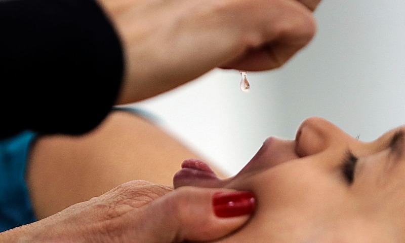 Especialistas destacam segurança da vacinação completa contra pólio