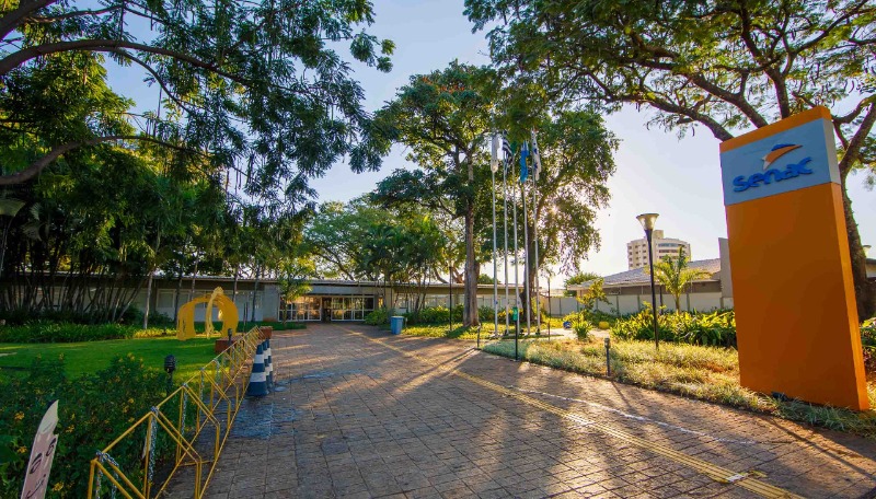 Qualificação profissional é necessidade imediata, apontam Caged e IBGE