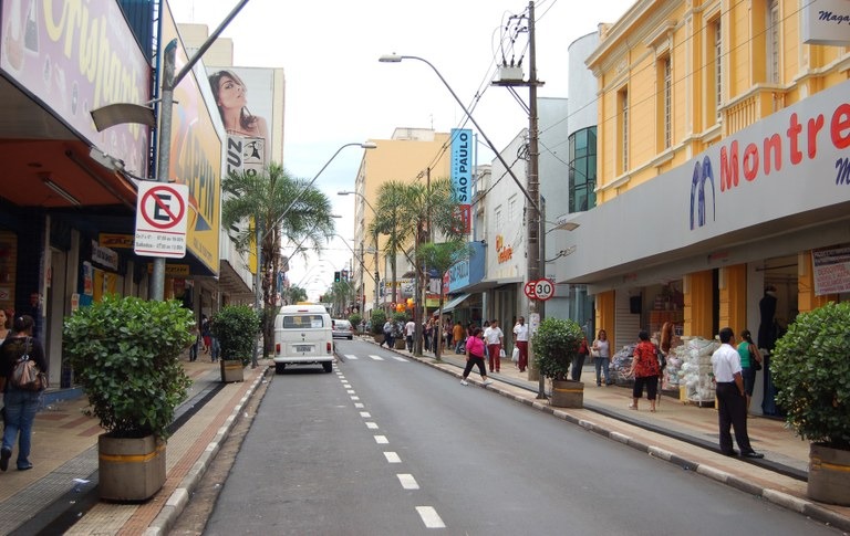 Rua Nove de Julho terá ambulantes de alimentos nesta terça-feira