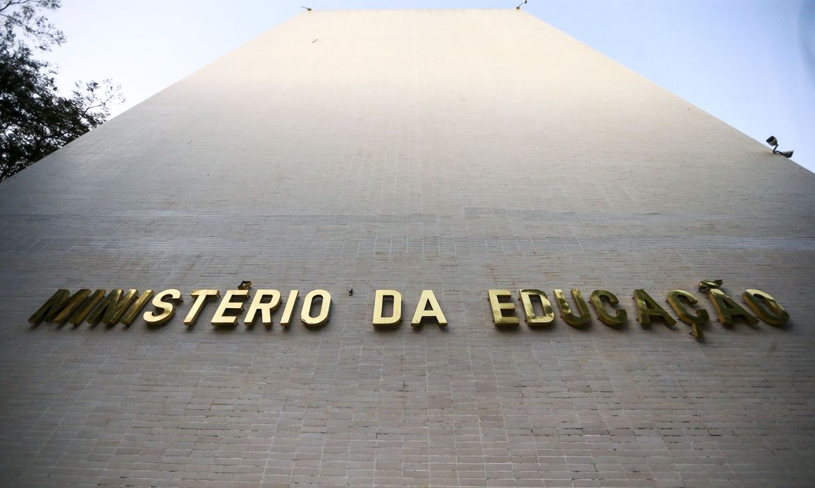 Professor e pastor, Milton Ribeiro é anunciado como novo ministro da Educação
