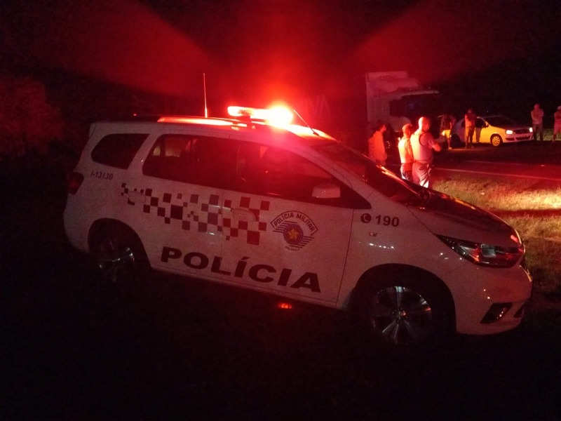 Manifestantes bloqueiam rodovia em Araraquara após vitória de Lula