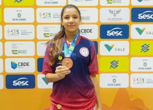 Jovem atleta de Trabiju conquista medalha em competição no Rio de Janeiro