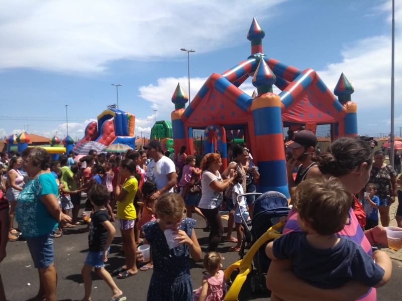 Campanha do Grupo 'Por Mais Sorrisos' busca doações para realizar festa para crianças de Araraquara