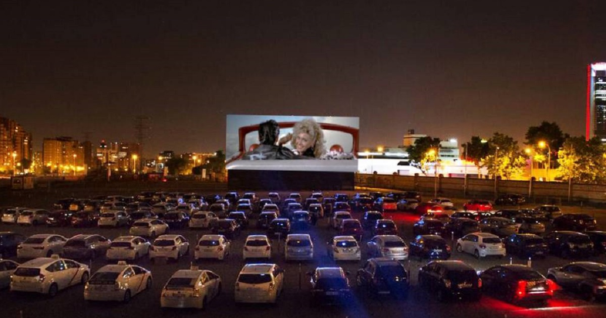 Para matar a saudade dos filmes, Jaraguá terá cinema drive-in
