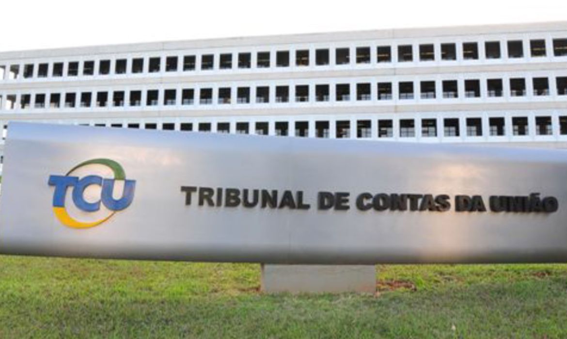 TCU suspende ampliação do BPC aprovada pelo Congresso