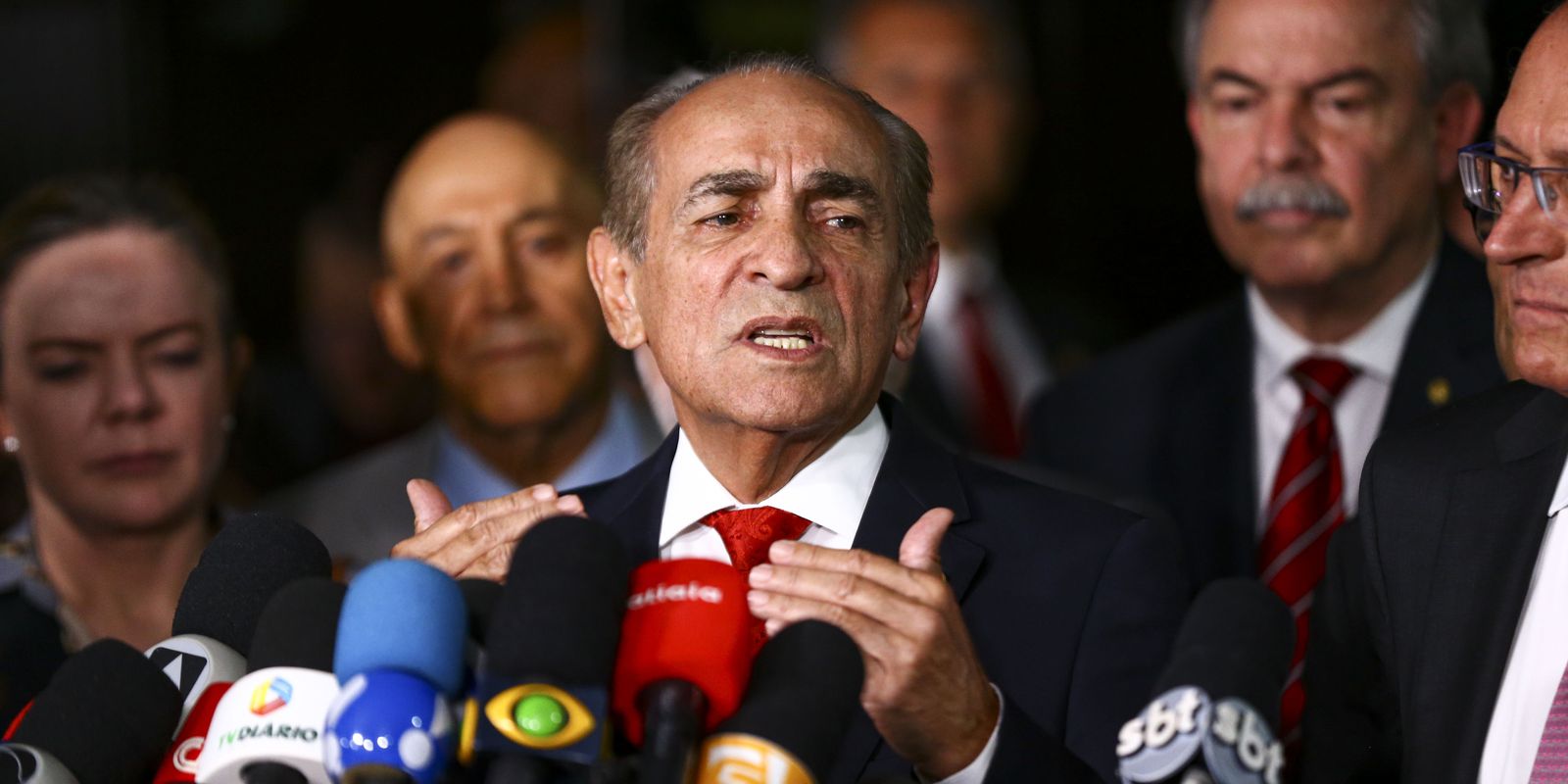 PEC da Transição é formalizada no Senado