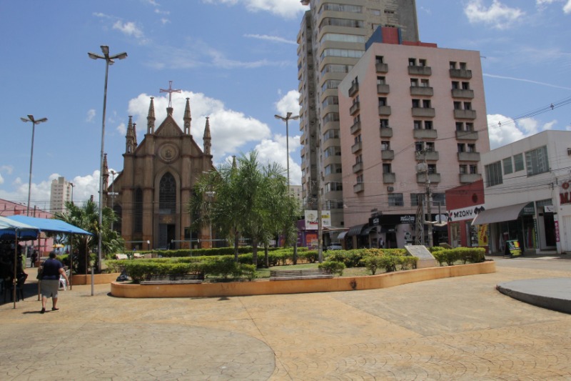 Saúde leva vacinação contra a Covid-19 à praça Santa Cruz a partir desta terça (6)
