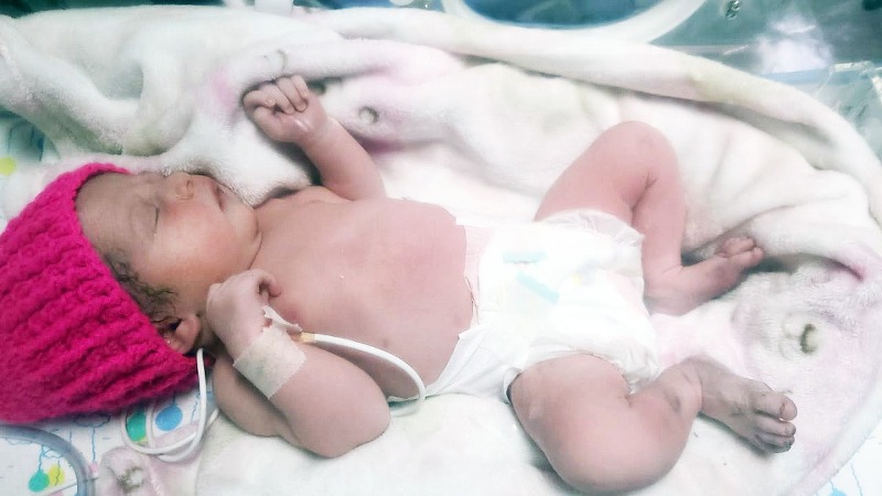 ​Primeiro bebê a nascer em 2023 na Gota de Leite é uma menina