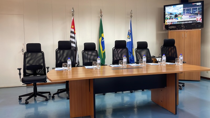 Lula cria comitê de crise em Araraquara após invasões em Brasília