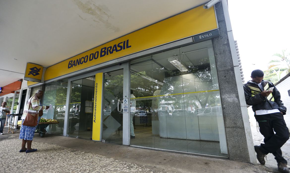 Bancos públicos devem oferecer créditos mais baratos por causa do coronavírus