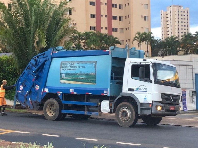 Coleta de resíduos domiciliares terá alteração de horário em Araraquara; veja as mudanças