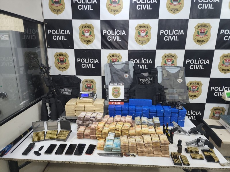 Denarc apreende mais de R$ 500 mil, drogas e munições em Araraquara