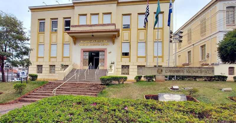 Câmara de Araraquara vota hoje contas de Edinho Silva