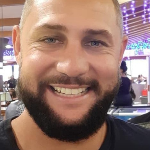 Corpo de Diego Ferris, trabalhador que morreu após desabamento de plataforma, será velado em Santa Lúcia
