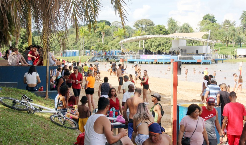Termina hoje cadastro de ambulantes para trabalhar no Carnaval