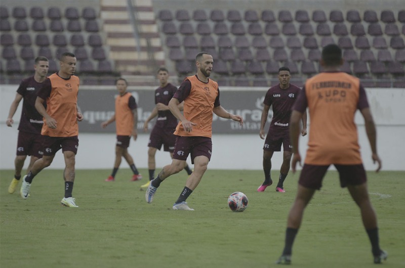 Com a cidade que joga junto, Ferroviária faz jogo da 'vida' contra o Guarani em casa pelo Paulistão
