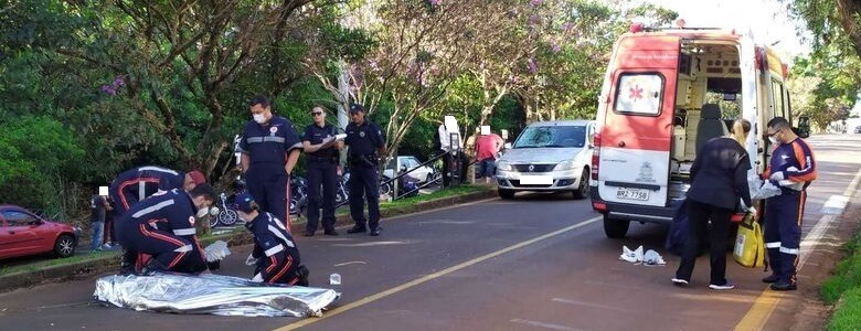 Homem morre atropelado em avenida da região