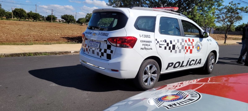 Homens são flagrados furtando fios de cobre da Rumo Logística em Araraquara