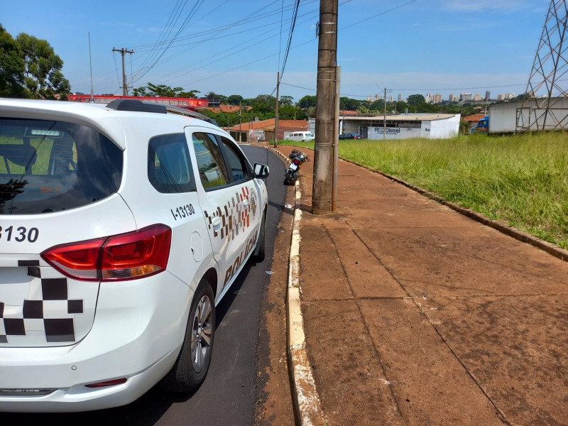 Fotos: idosa é atingida por motocicleta em Araraquara