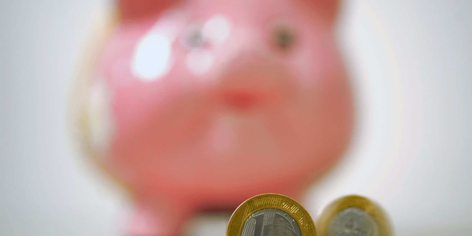 Poupança tem saque recorde para fevereiro, de R$ 11,5 bilhões