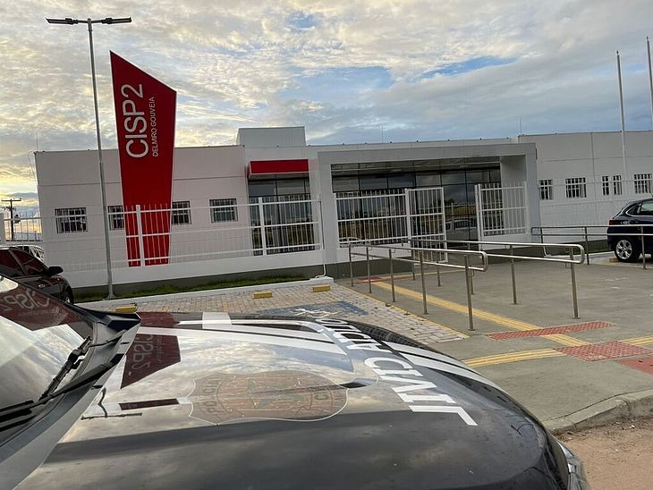 Polícia Civil de Alagoas prende mulher acusada de matar o ex-companheiro em Araraquara