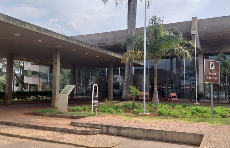Atrasada, reforma do Teatro Municipal deve ser entregue somente em abril