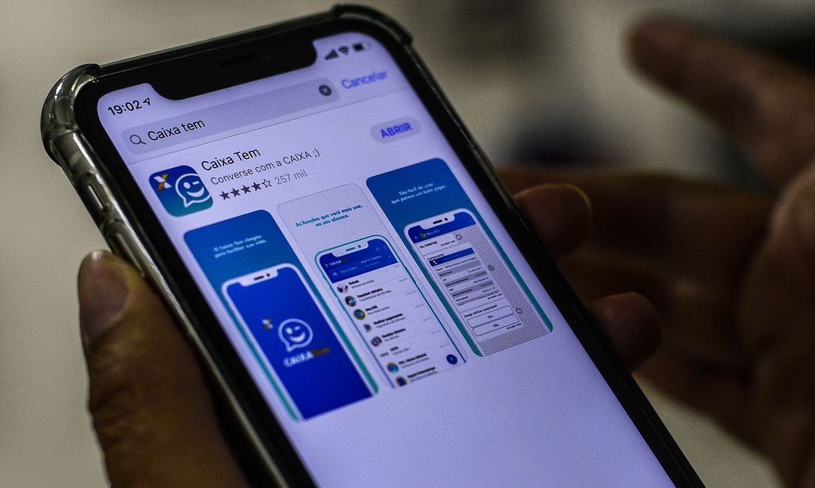 Caixa credita saque emergencial do FGTS para nascidos em julho